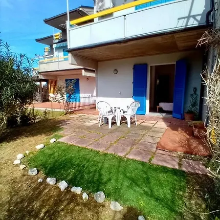 M341 - Marcelli, Trilocale Con Giardino A Due Passi Dal Mare * Marcelli